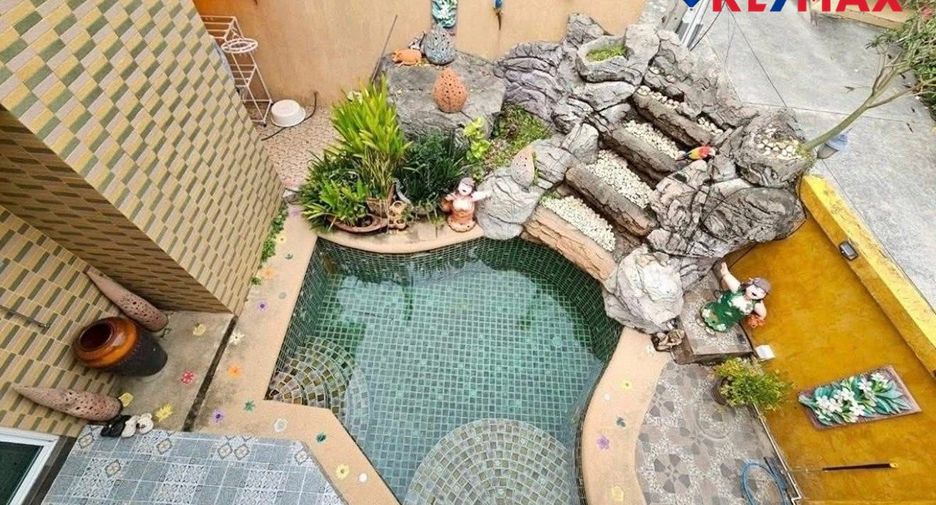 À vendre 5 chambres maison à Jomtien, Pattaya