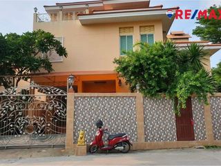 For sale 5 bedrooms house in Bang Lamung, Chonburi