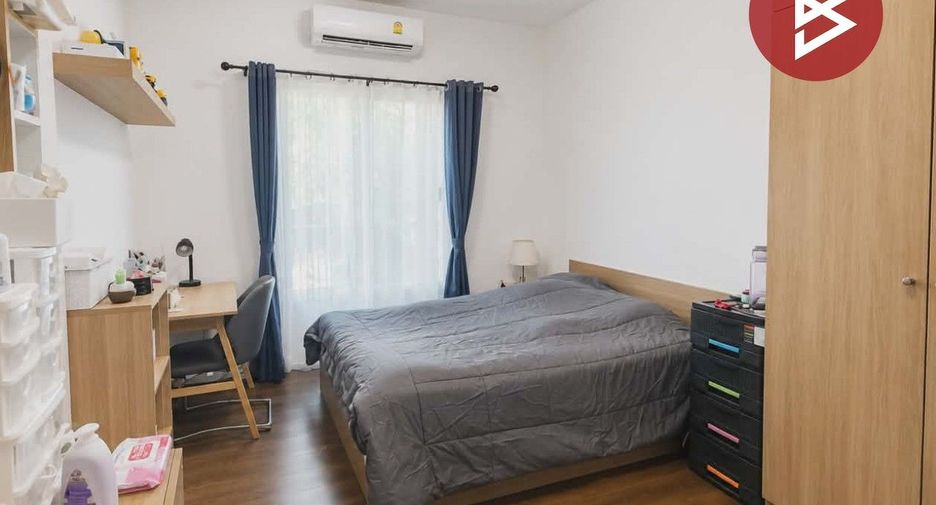 Casa adosada en venta de 2 habitaciones en Mueang Ratchaburi, Ratchaburi