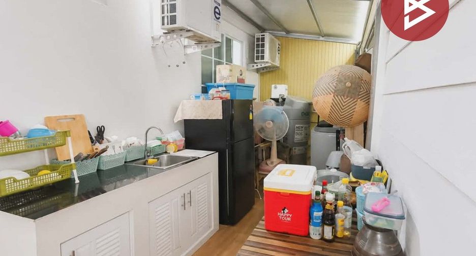 Casa adosada en venta de 2 habitaciones en Mueang Ratchaburi, Ratchaburi