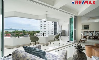 For rent 4 bedrooms condo in Sattahip, Chonburi