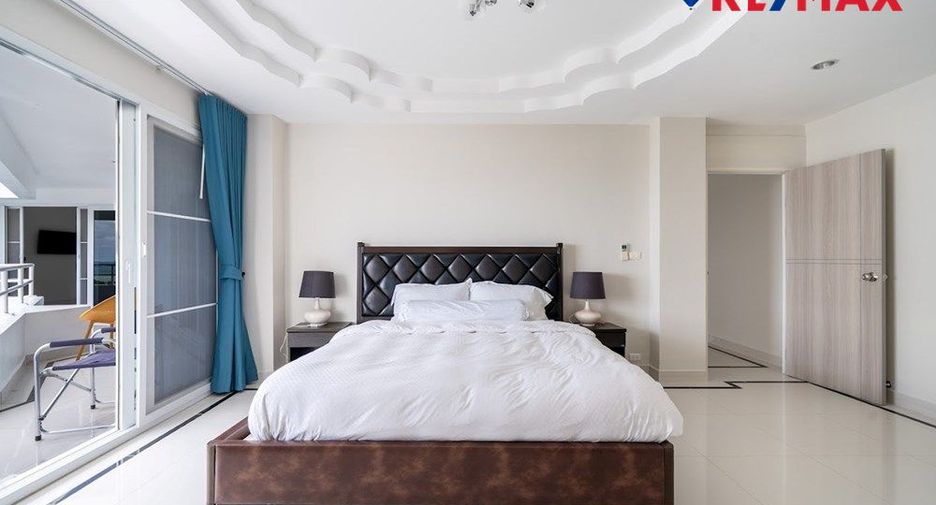For rent 4 bedrooms condo in Sattahip, Chonburi