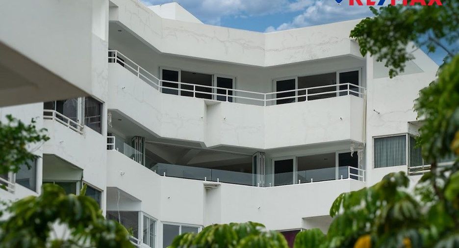 For rent 4 bedrooms condo in Sattahip, Chonburi