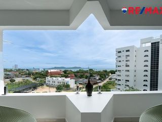 For rent 4 bedrooms condo in Na Jomtien, Pattaya