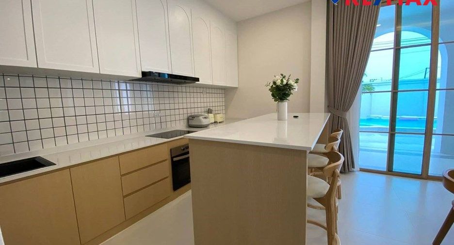 For sale 5 bedrooms house in East Pattaya, Pattaya