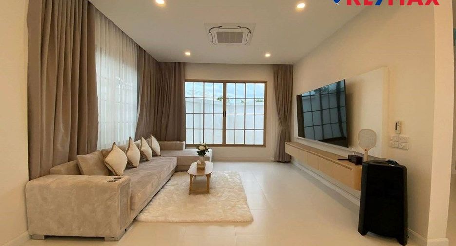 For sale 5 bedrooms house in East Pattaya, Pattaya