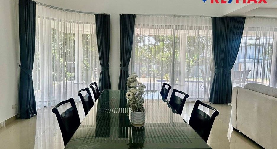 For sale 4 bedrooms house in East Pattaya, Pattaya