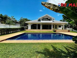 For sale 4 bedrooms house in Bang Lamung, Chonburi