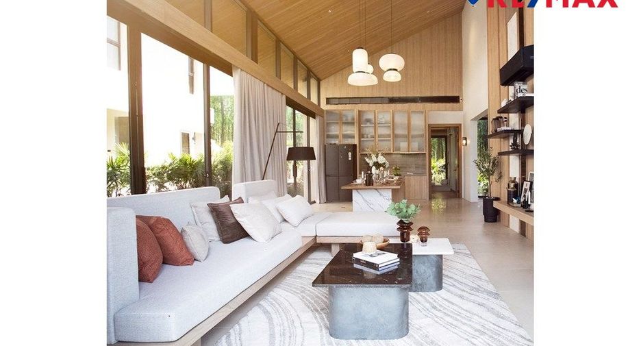For sale 3 bedrooms house in East Pattaya, Pattaya