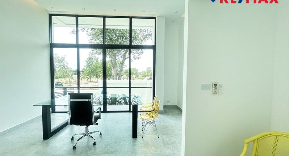 Haus zum Kauf mit 4 Zimmer in Huay Yai, Pattaya