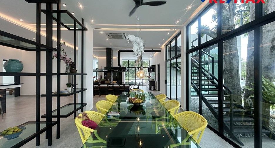 Haus zum Kauf mit 4 Zimmer in Huay Yai, Pattaya