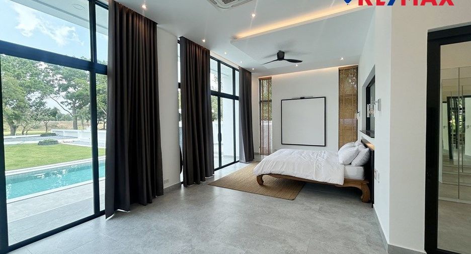 Haus zum Kauf mit 4 Zimmer in Huay Yai, Pattaya