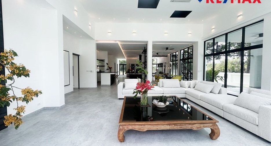 Haus zum Kauf mit 4 Zimmer in Huay Yai, Pattaya