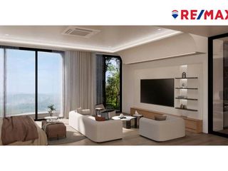 Haus zum Kauf mit 6 Zimmer in Bang Lamung, Chonburi