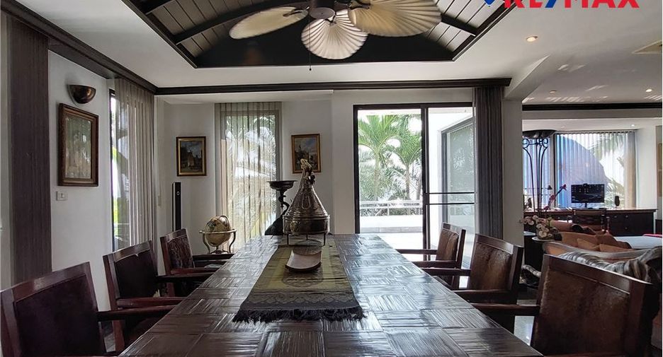 For sale 3 bedrooms condo in North Pattaya, Pattaya