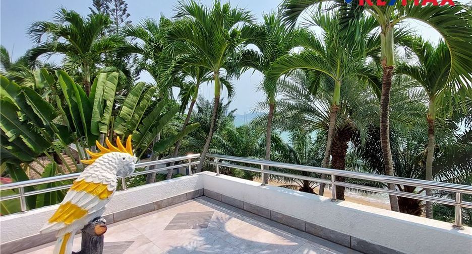 For sale 3 bedrooms condo in North Pattaya, Pattaya