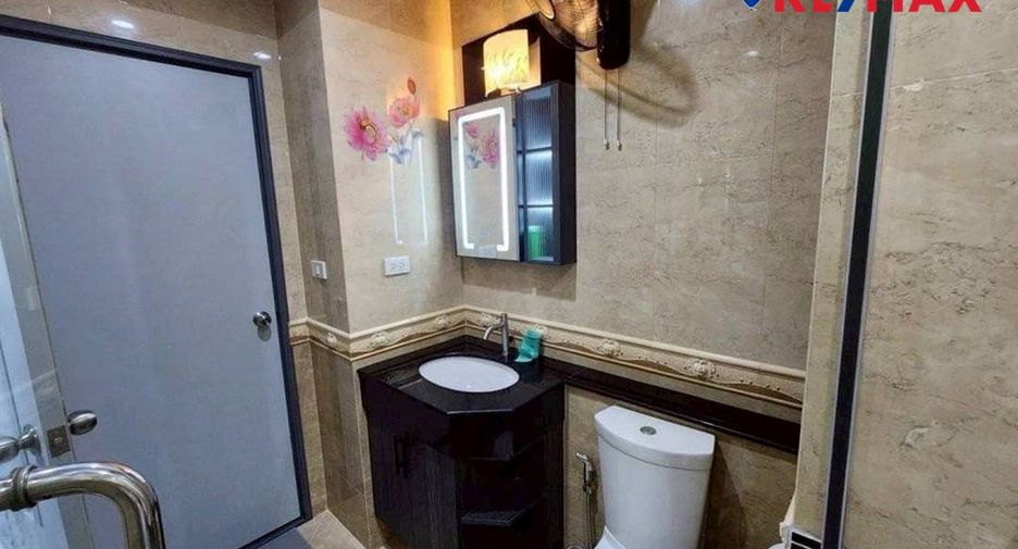 For sale 2 bedrooms condo in Pratumnak, Pattaya