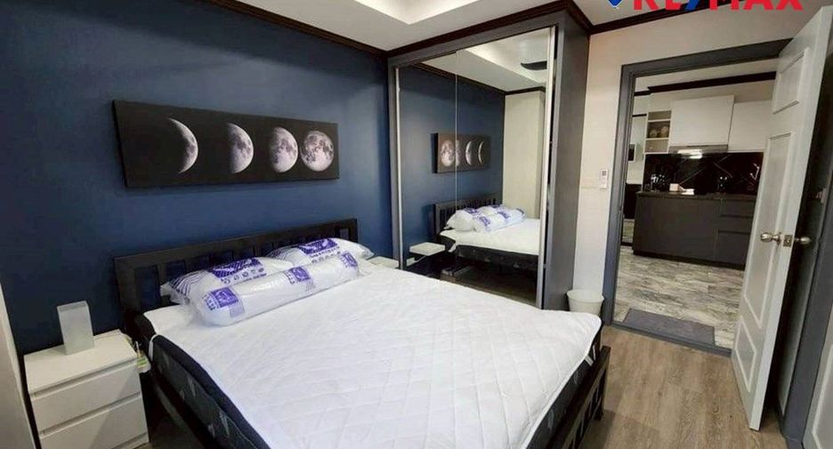 For sale 2 bedrooms condo in Pratumnak, Pattaya