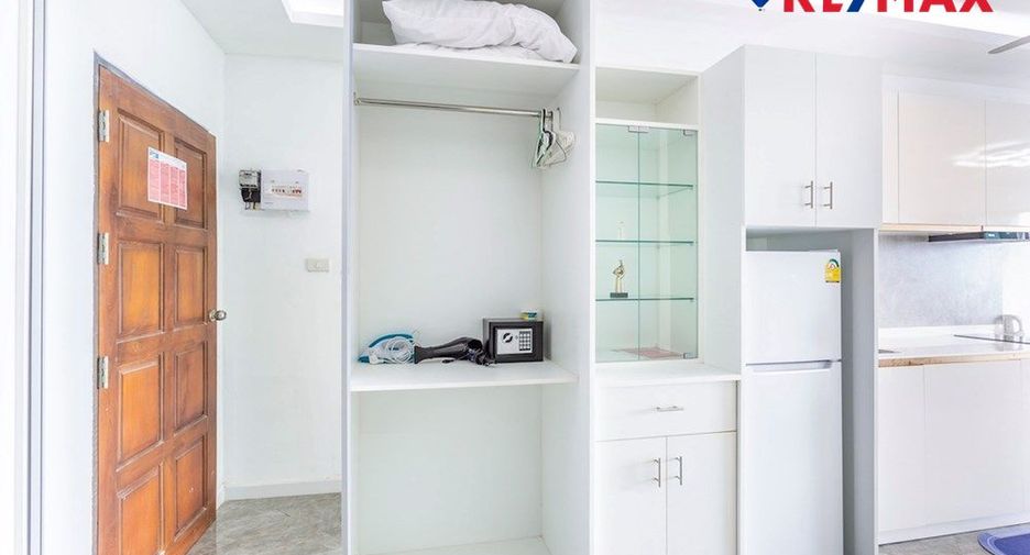 For sale 1 bed condo in Pratumnak, Pattaya