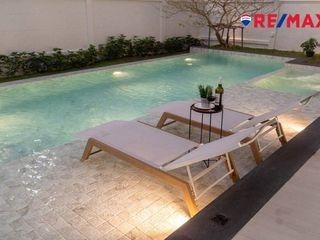 For sale 7 bedrooms house in Bang Lamung, Chonburi