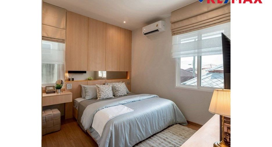 For sale 7 ベッドルーム house in East Pattaya, Pattaya