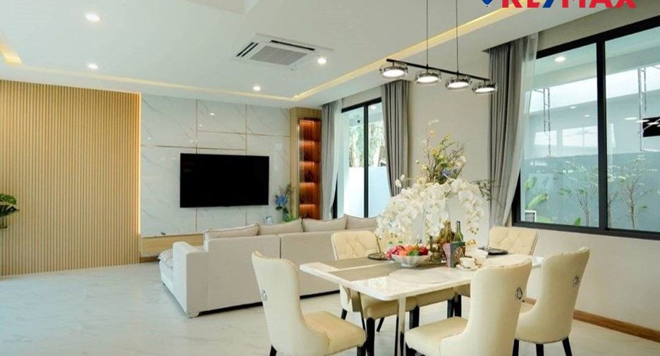 À vendre 4 chambres maison à Huay Yai, Pattaya