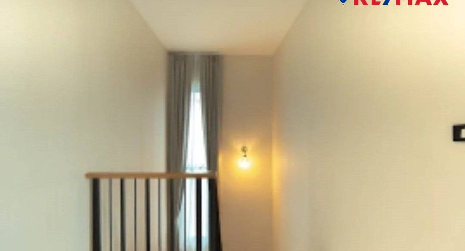 À vendre 4 chambres maison à Huay Yai, Pattaya