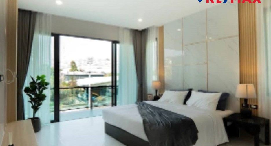 À vendre 4 chambres maison à Huay Yai, Pattaya