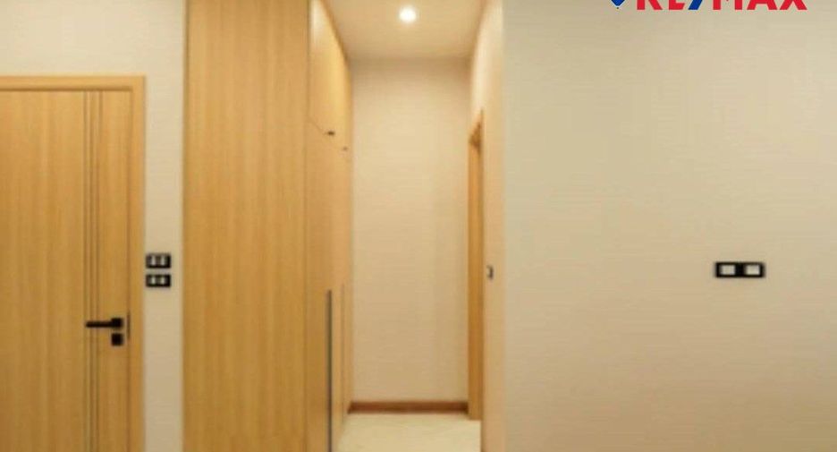 À vendre 4 chambres maison à Huay Yai, Pattaya