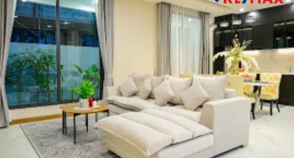 À vendre 4 chambres maison à Huay Yai, Pattaya