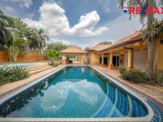 For sale 5 ベッドルーム house in Bang Lamung, Chonburi