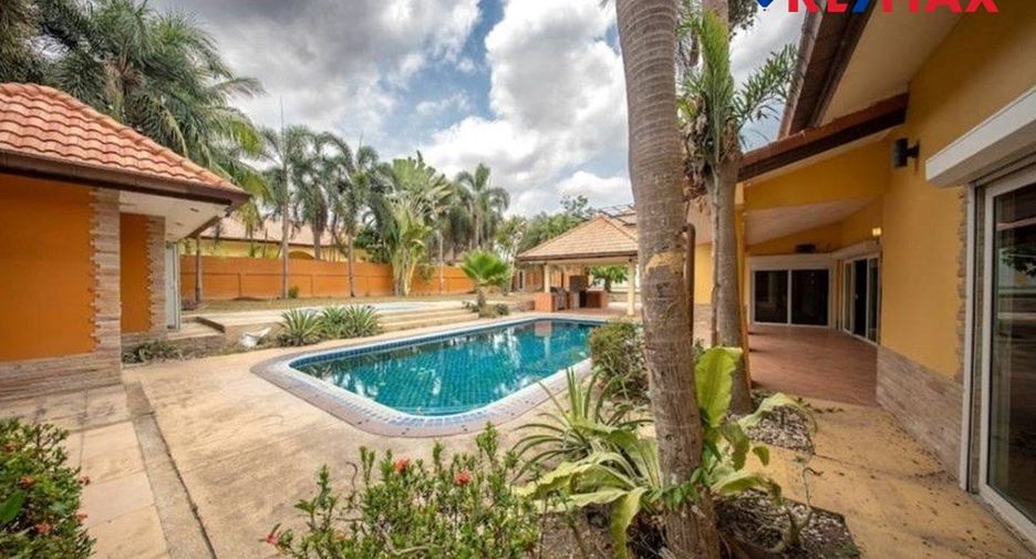 For sale 5 ベッドルーム house in East Pattaya, Pattaya
