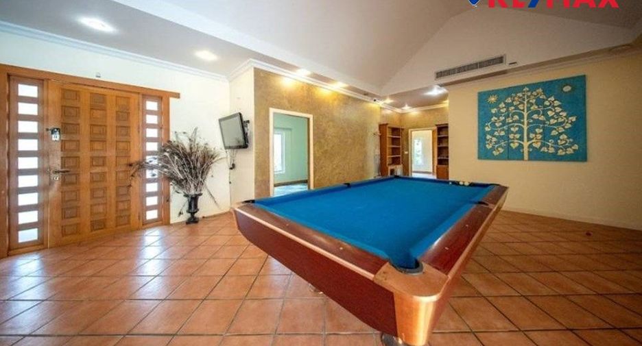 For sale 5 ベッドルーム house in East Pattaya, Pattaya