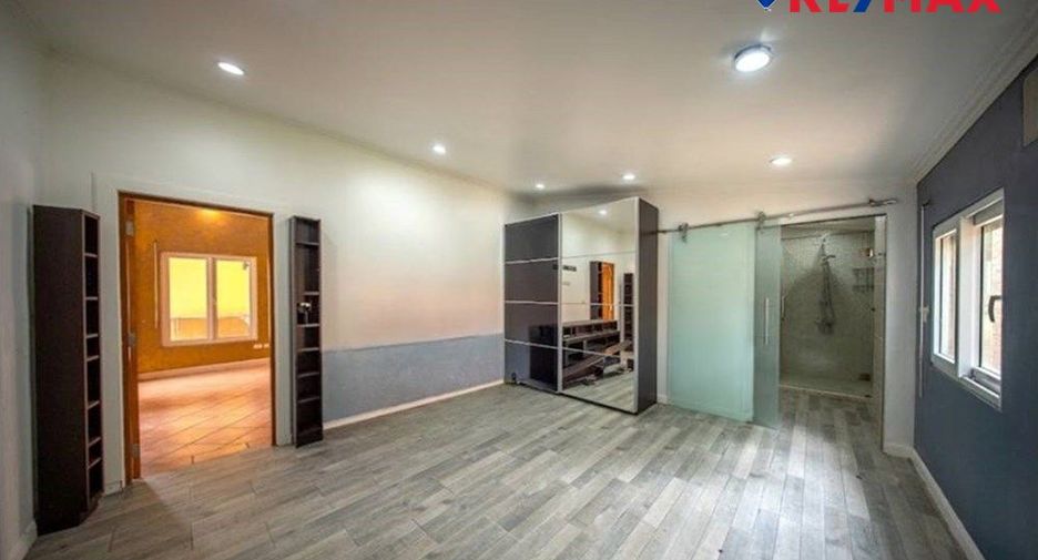For sale 5 ベッドルーム house in East Pattaya, Pattaya
