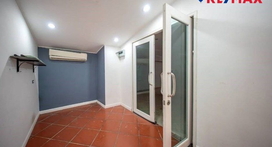 For sale 5 ベッドルーム house in East Pattaya, Pattaya