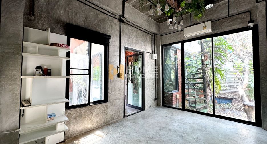 Haus zum Kauf mit 3 Zimmer in Thung Khru, Bangkok