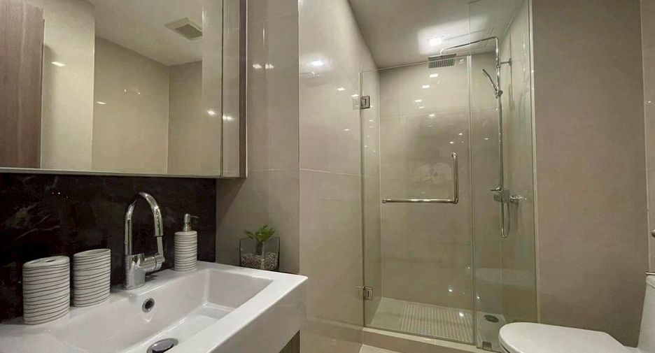 Condo en alquiler de 2 habitaciones en Watthana, Bangkok