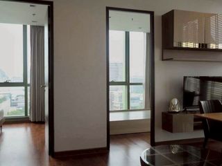 For rent 2 bedrooms condo in Pathum Wan, Bangkok