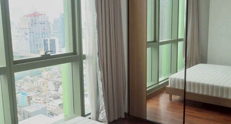 For rent 2 bedrooms condo in Pathum Wan, Bangkok