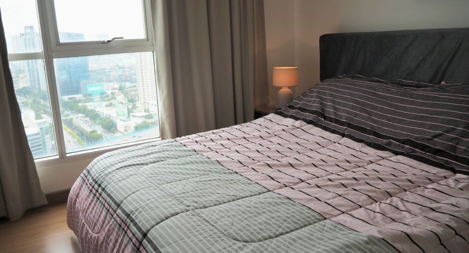 For rent and for sale 2 bedrooms condo in Yan Nawa, Bangkok