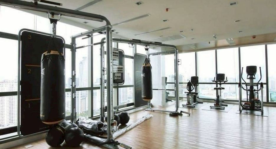 For sale 1 bed condo in Pathum Wan, Bangkok