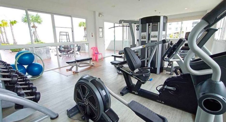 For sale 1 bed condo in Si Racha, Chonburi
