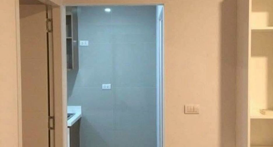 For sale 1 bed condo in Si Racha, Chonburi
