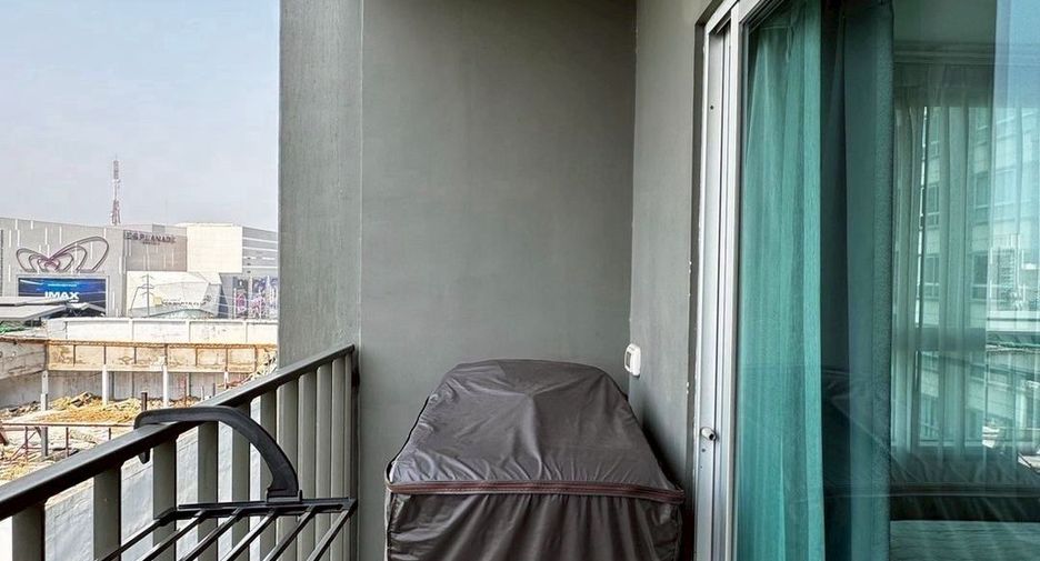 For sale 2 bedrooms condo in Mueang Nonthaburi, Nonthaburi