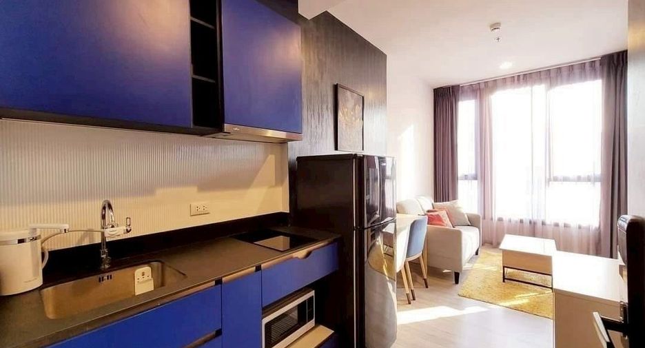 For sale 1 bed condo in Watthana, Bangkok