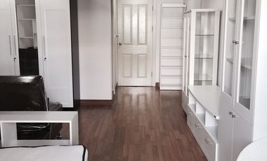 For rent 1 bed condo in Phra Khanong, Bangkok
