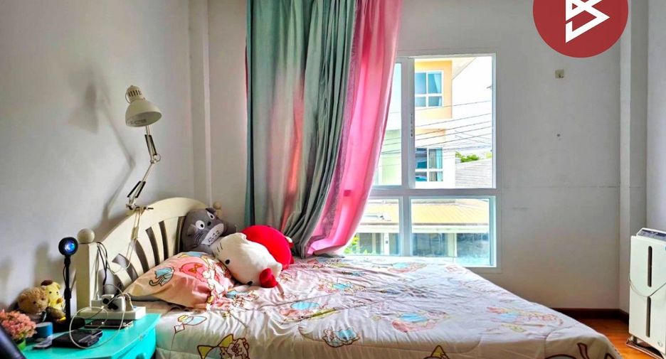 For sale 3 bedrooms house in Mueang Nonthaburi, Nonthaburi