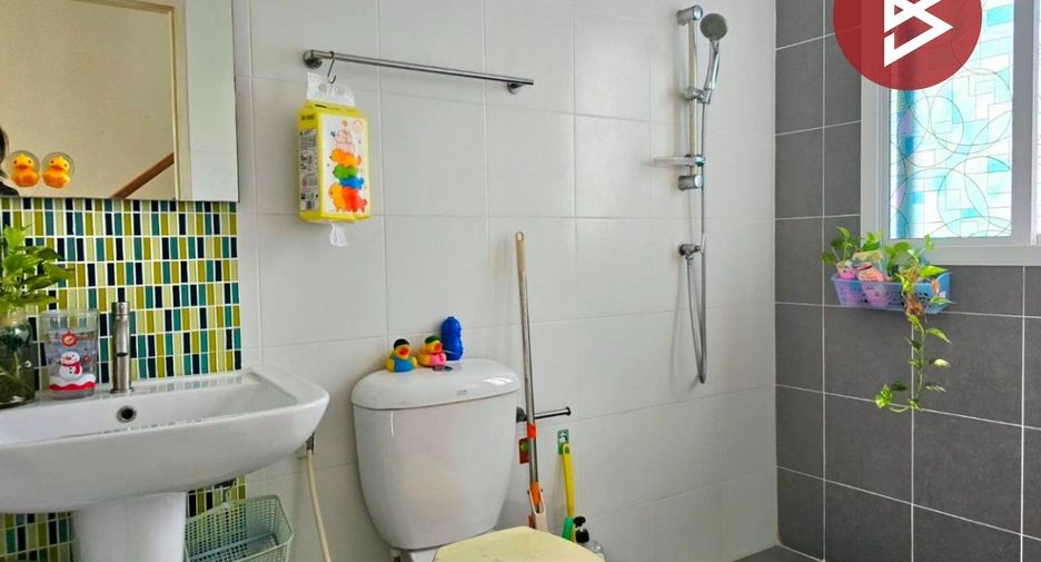 For sale 3 bedrooms house in Mueang Nonthaburi, Nonthaburi