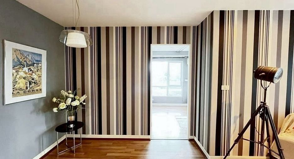 For sale 1 bed condo in Khlong Toei, Bangkok