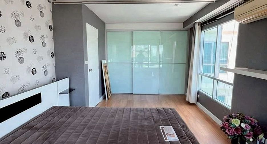 For sale 1 bed condo in Khlong Toei, Bangkok